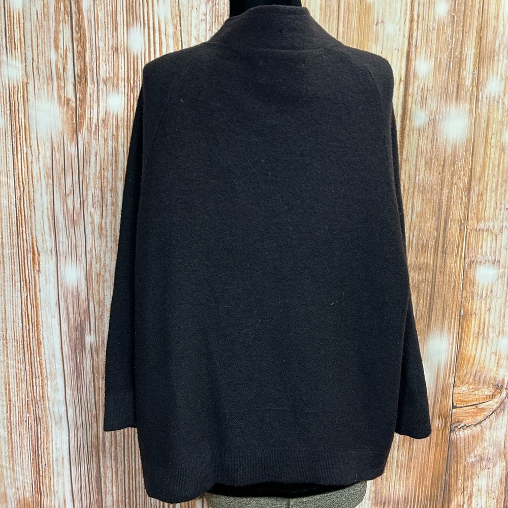 I.B.D by Dina N Plus Size Cardigan‎ - Picture 5 of 9
